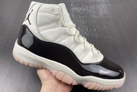 Practical Air Jordan 11 WMNS “Neapolitan” AR0715-101 685