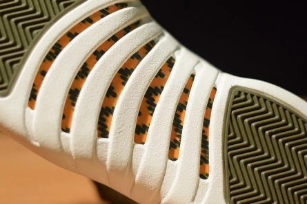SportInspired Air Jordan 12 Chris Paul Class of 2003 130690-301 784