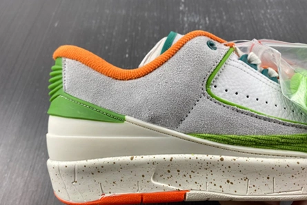 Timeless Air Jordan 2 Low x Titan DV6206-183 349