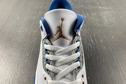 Flexible Air Jordan 3 “Wizards” CT8532-148 388