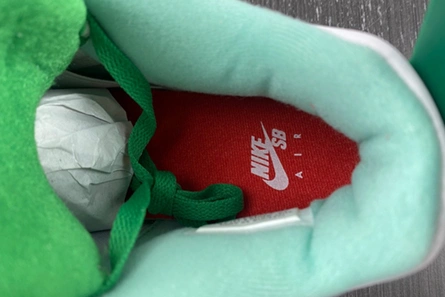 Air Jordan 4 PE SB AJ4 KNCW Unique 458
