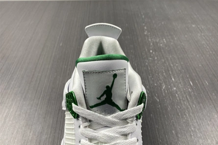 Air Jordan 4 “Pine Green” CT8527-113 Sleek 531