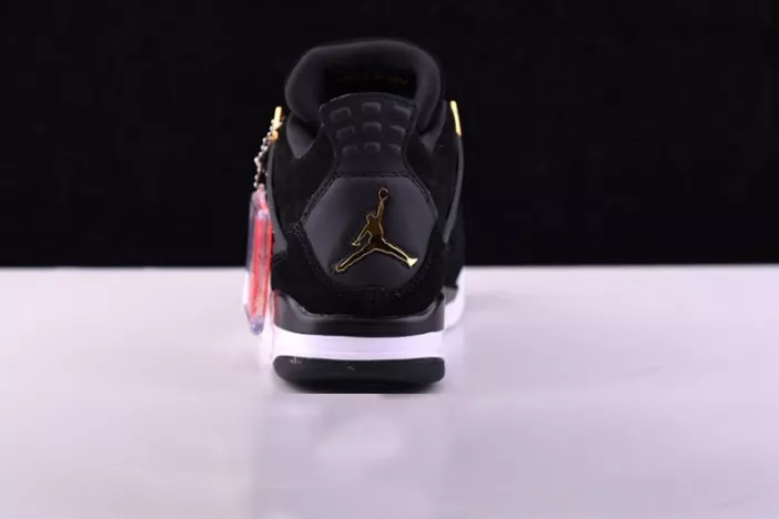 Air Jordan 4 “Royalty” 308497-032 Resilient 552