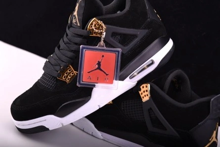 Air Jordan 4 “Royalty” 308497-032 Resilient 552