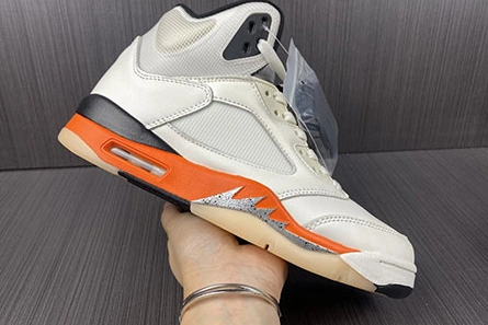 Resilient Air Jordan 5 “Total Orange” DC1060-100 590