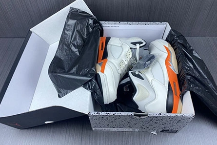 Resilient Air Jordan 5 “Total Orange” DC1060-100 590