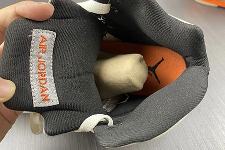 Resilient Air Jordan 5 “Total Orange” DC1060-100 590