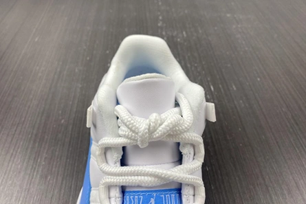 Air Jordans 11 Low 'University Blue' 528895-106 Bright 709
