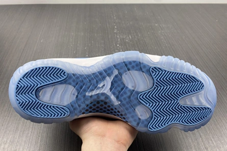Air Jordans 11 Low 'University Blue' 528895-106 Bright 709