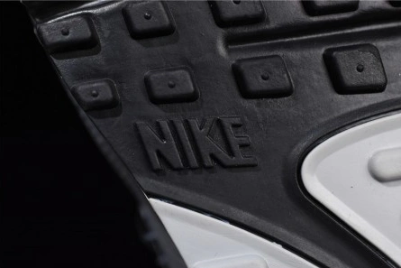 Refined Air Max 90 Essential - Nike - 537384-032 1344