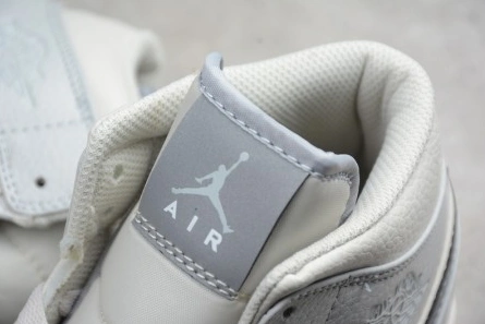 7721 Air Jordan 1 Mid SE 'Grey Fog' - Air Jordan - 852542- Reliable 268