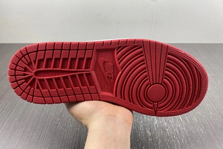 Cozy 9700 Jordan 1 Retro Low OG Black Toe  CZ0790- 88