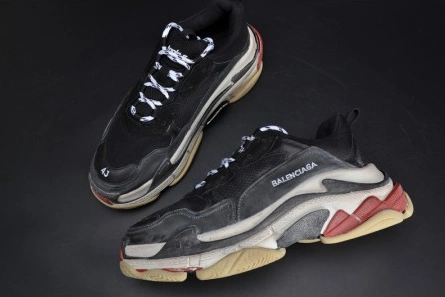 BALENCIAGA 17FW TRIPLE S TRAINER  BLACK  RED MENS W05M23972 HighQuality 2075