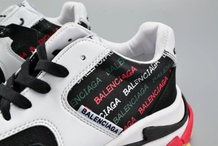 BALENCIAGA BLACK AND WHITE 17FW TRIPLE S 483560-W06E1-1011 Bright 2066