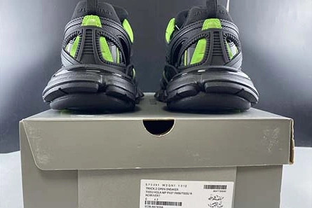 StreetReady BALENCIAGA SNEAKER TESS.S.GOMMA 4.0 GREEN BLACK 570391 W2GN7 2013 2019
