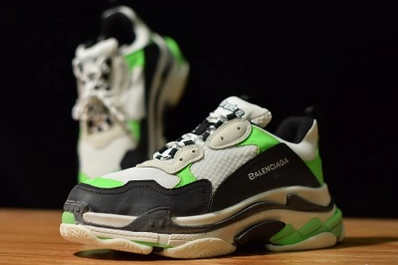 Vibrant BALENCIAGA TRIPLE S 483513-W06E1 2057
