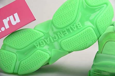 Soft BALENCIAGA TRIPLE S NEON GREEN - 541624 W09OL 3801 2104