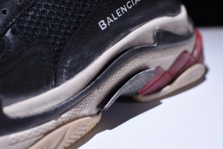 BALENCIAGA TRIPLE S W06E1-1000 Lightweight 2065