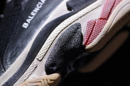 BALENCIAGA TRIPLE S W06E1-1000 Lightweight 2065