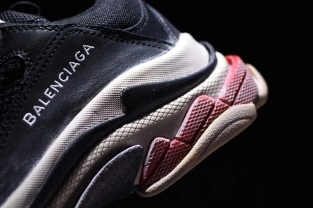 BALENCIAGA TRIPLE S W06E1-1000 Lightweight 2065