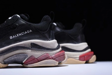BALENCIAGA TRIPLE S W06E1-1000 Lightweight 2065