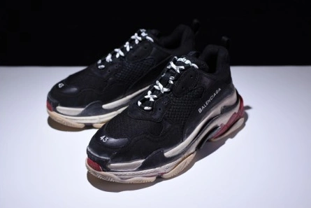 BALENCIAGA TRIPLE S W06E1-1000 Lightweight 2065