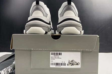 Comfortable BALENCIAGE TRIPLE TRAINER 536737 W0901 9089 1983