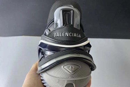 EasyMatch Balenciaga 5.0 Black Red 617535 W2CB1 1060 2005