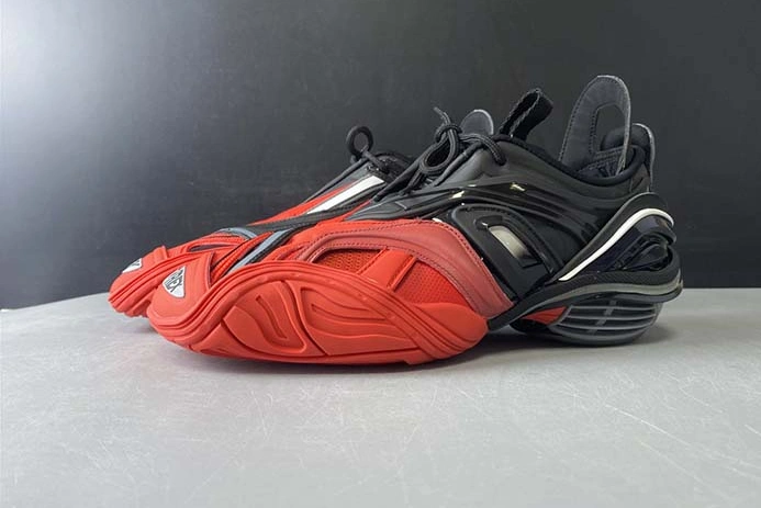 EasyMatch Balenciaga 5.0 Black Red 617535 W2CB1 1060 2005
