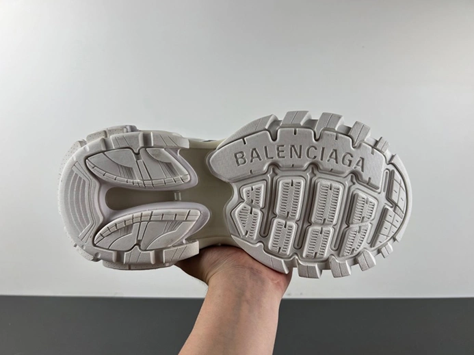 Balenciaga 542023 WTRHW. 9010 Modern 1987