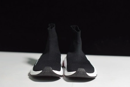 Sophisticated Balenciaga Speed stretch-knit Mid sneakers 494371 W05G0-1000 2090