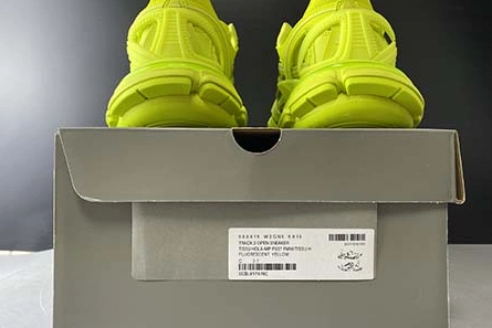 Balenciaga Track 2 568615 W2GN5 5818 SportInspired 2004