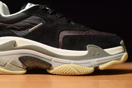 Balenciaga Triple S Black Burgundy 514008 W09S1 1058 Timeless 1798