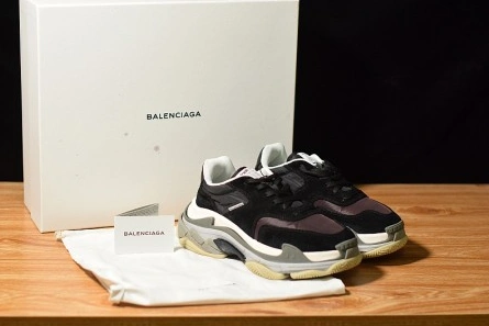 Balenciaga Triple S Black Burgundy 514008 W09S1 1058 Timeless 1798