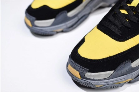 Balenciaga Triple-S Sneaker 2.0 52403 W09T 212 Soft 2098