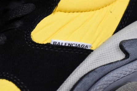 Balenciaga Triple-S Sneaker 2.0 52403 W09T 212 Soft 2098