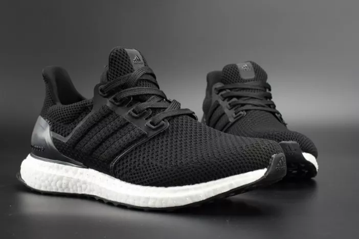 Flexible 469 Parley X Adidas Ultra Boost 3.5 black S 1907