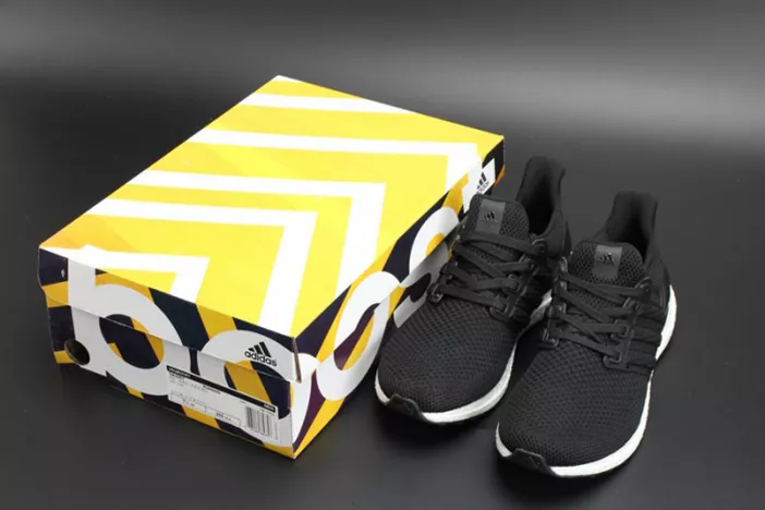 Flexible 469 Parley X Adidas Ultra Boost 3.5 black S 1907