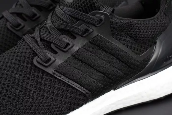 Flexible 469 Parley X Adidas Ultra Boost 3.5 black S 1907