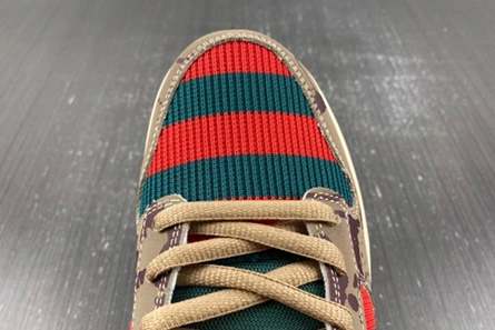 Functional 2487 Nike SB Dunk Low Freddy Krueger  313170- 998