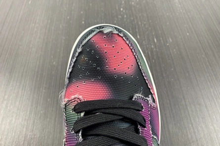 289 Nike Dunk Low Graffiti Pink DM0108- Practical 1056