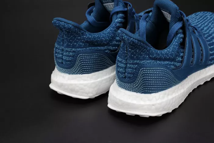 Compact 2922 Parley Oceans x Ultra Boost 3.0 Limited 'Night Navy' BB 1909