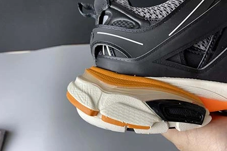 Refined 3849 Balenciaga Track 3.0 542436 W1GB7 2006