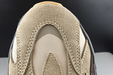 SportInspired 7184 ADIDAS YEEZY BOOST 700 V2 TEPHRA - FU 1739
