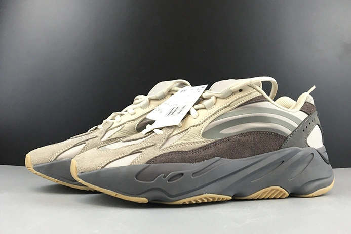 SportInspired 7184 ADIDAS YEEZY BOOST 700 V2 TEPHRA - FU 1739