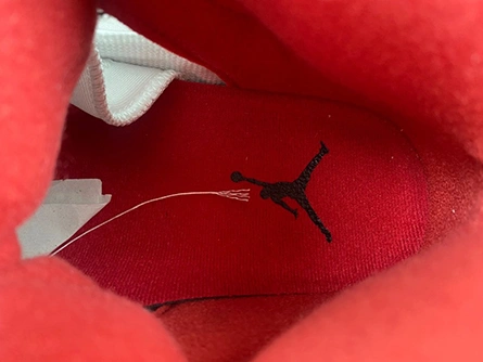 9417 Jordan 5 Retro Fire Red Black Tongue  136027- Vibrant 555