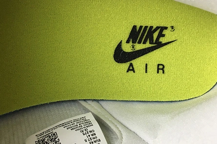 7212 AIR JORDAN 1 RETRO HIGH OG 'FIRST CLASS FLIGHT' - AIR JORDAN - 555088- Minimalist 261