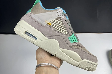 SportInspired 8475 Union LA x Air Jordan 4 ‘’Taupe Haze‘’ DJ5718- 499