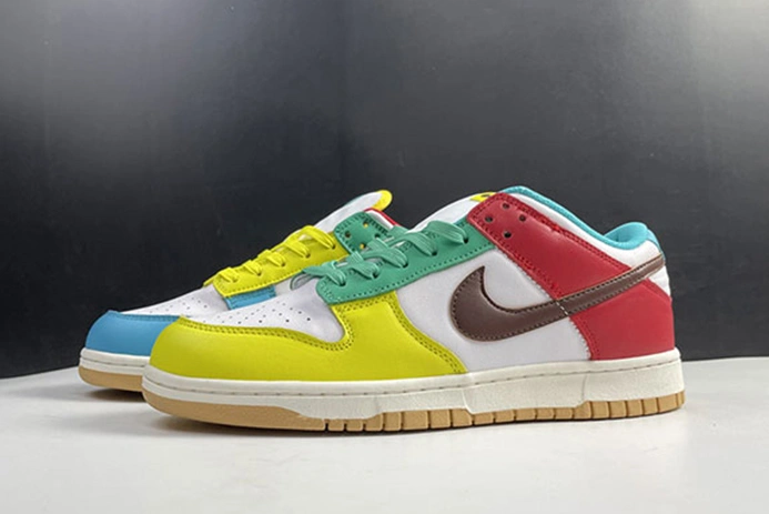 WellDesigned 543 Nike Dunk Low Green Strike(W) DD1503- 1095