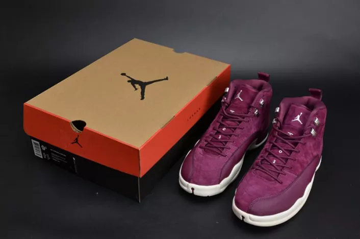 6359 Jordan 12 Retro Bordeaux 130690- Minimalist 777